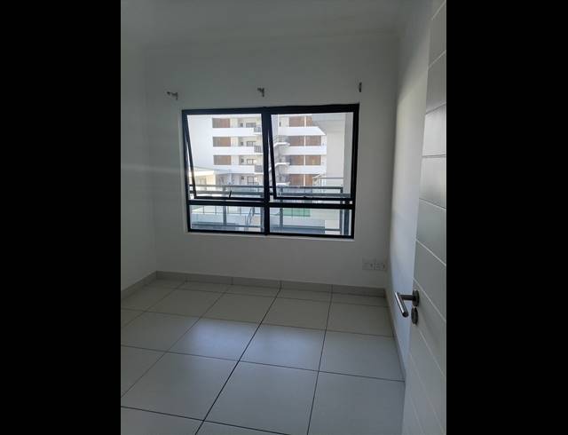 2 BEDROOM APARTMENT FOR SALE IN UMHLANGA RIDGE